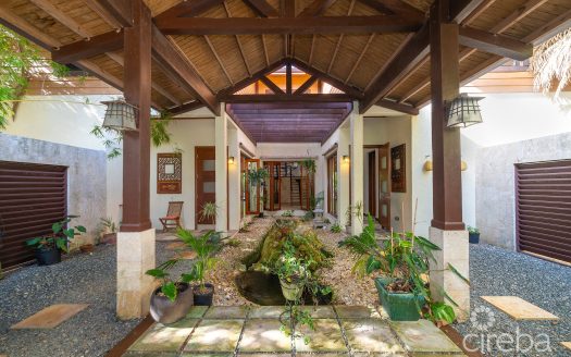 BESPOKE BALI-STYLE JUNGLE RETREAT