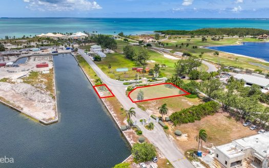 PRIME CANAL FRONT LAND IN CRYSTAL HARBOUR