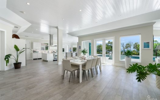 CHIARO DI LUNA, A LUXURY OCEAN FRONT ESTATE IN VISTA DEL MAR