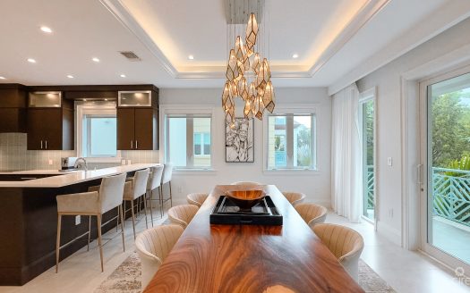 STONE ISLAND RESIDENCE YACHT CLUB