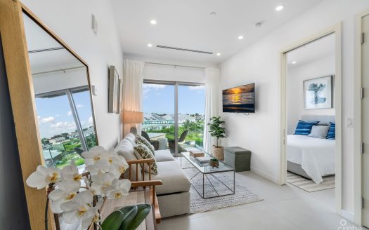 HARBOUR WALK RESIDENCES | CHIC 1-BED + DEN