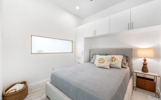HARBOUR WALK RESIDENCES | CHIC 1-BED