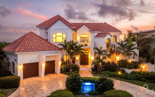 VILLA TOPENGA, CRYSTAL HARBOUR