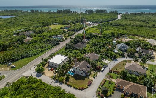 SINGLE FAMILY HOME – ENTRANCE OF FRANK SOUND