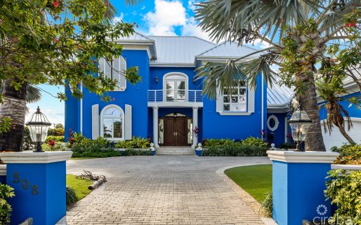 508 SOUTH SOUND – LUXURY BEACH FRONT ESTATE