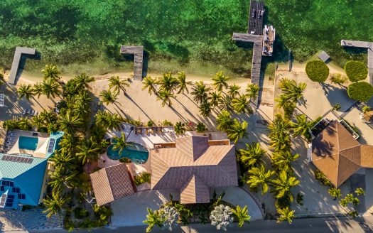 PIECES OF EIGHT, RUM POINT ESTATE