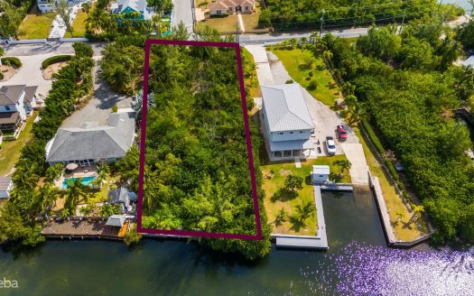RED BAY  WOODSTOCK DR OVERSIZED CANAL FRONT LOT