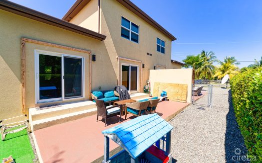 3 BED/3.5 BATH – VIBE VILLAS – UNIT B