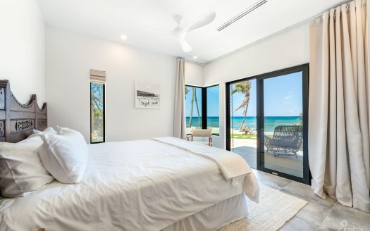 HALCYON POINT – EXPERIENCE  LUXURY FIRSTHAND