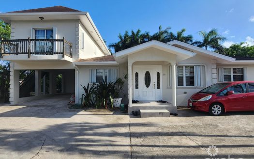 SAVANNAH 3 BED HOME WITH 1 BED RENTAL INCOME