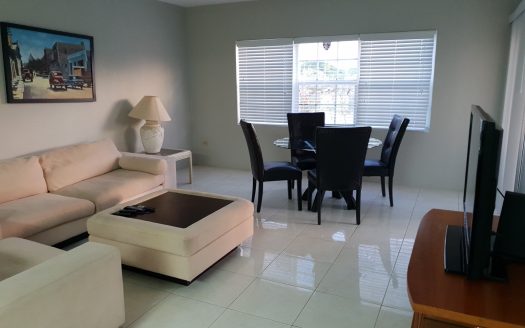 DRUMBLADE APARTMENT