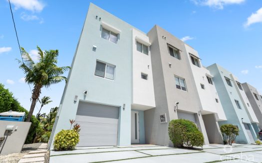 OCEAN CREST #1  – CORNER UNIT  W/ UNOBSTRUCTED VIEWS