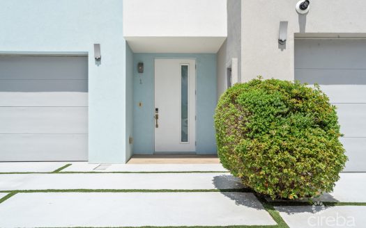 OCEAN CREST #1  – CORNER UNIT  W/ UNOBSTRUCTED VIEWS