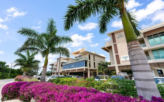 PRIME CANALFRONT LOT | HARBOUR REACH
