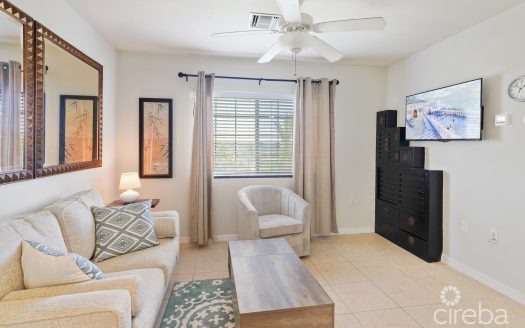 LAKESIDE 1 BED GREAT ROI