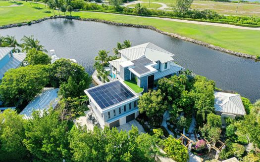 RITZ-CARLTON DECKHOUSE 9
