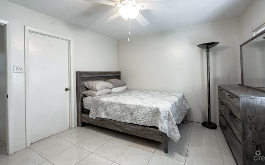TROPIC BREEZE TOWNHOUSE