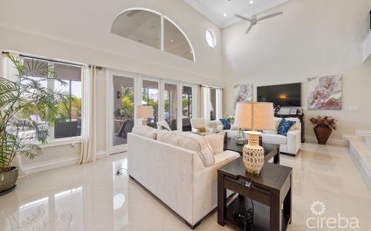 GOVERNORS HARBOUR ESTATE HOME