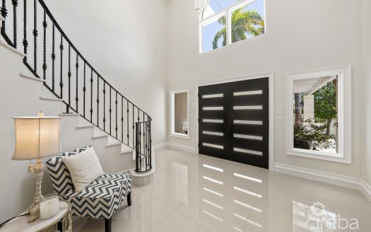 GOVERNORS HARBOUR ESTATE HOME