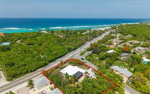 RE-DEVELOPMENT OPPORTUNITY – FIXER UPPER ON .70 ACRES
