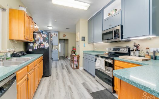 WEST BAY SINGLE FAMILY HOME ON 0.3 ACRE LOT