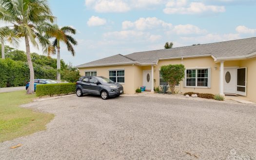 WOODLAND GLEN HOME ON LARGE CORNER LOT