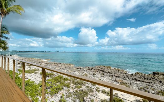 OCEANFRONT HOME NORTH WEST POINT