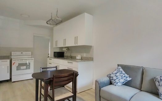 RUM POINT | MODERN 1-BEDROOM GROUND FLOOR APARTMENT