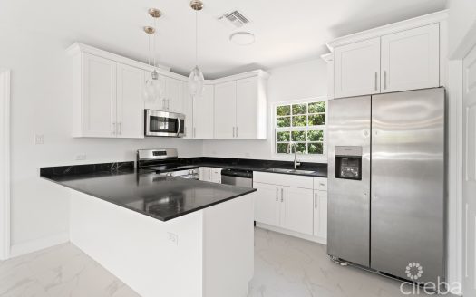 NORTH SIDE BRAND NEW HOME        3 BED/3 BATH