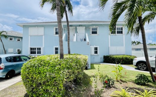 UPDATED 2-BEDROOM CONDO IN SILVER OAKS, GEORGE TOWN!