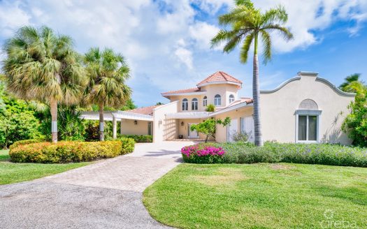 726 YACHT DRIVE