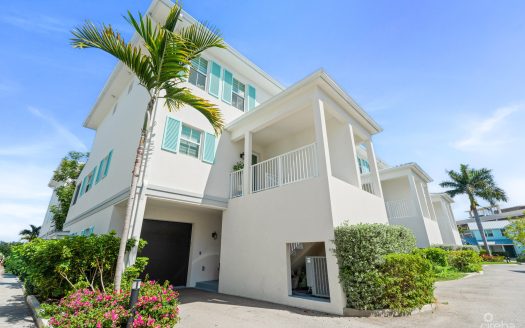 PERIWINKLE 2 BED + STUDIO TOWN HOME