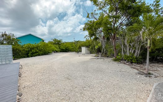 LITTLE CAYMAN OCEAN VIEW RESIDENTIAL HOME WITH BEACHFRONT LOT