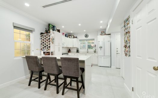 OCEAN CLUB 2BED/2.5BATH CONDO