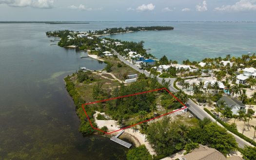 WATER CAY – EXCLUSIVE WATERFRONT HOME LOT – 0.56 ACRES