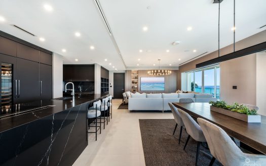 AQUA – LUXURY RESIDENCE #4, SEVEN MILE BEACH