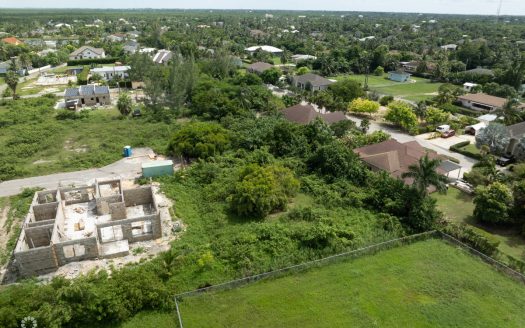 SAVANNAH HOUSE LOT CLOSE TO SUNRISE LANDING