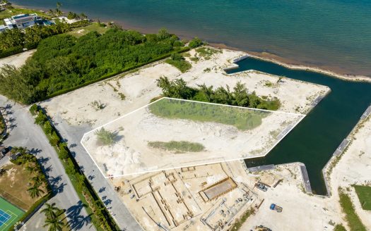 DIAMOND’S EDGE OCEANFRONT ACREAGE ESTATE LOT