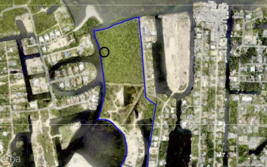 AUBURN BAY, LARGE CANAL FRONT LOT C9