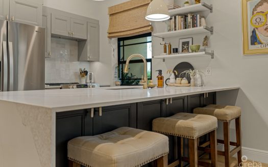 LANTERN POINT 58, PROSPECT CONDO