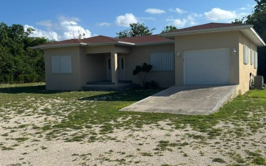 3-BEDROOM HOME ON ALTA VISTA DRIVE, CAYMAN BRAC