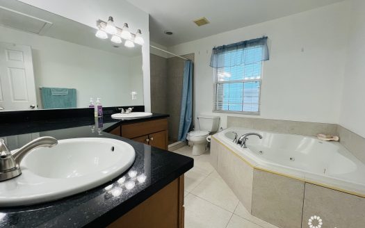 EAST END PARADISE VILLAS. 3 BED, 3 BATH + DEN WITH PRIVATE BEACH