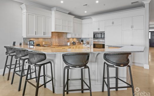 THE WATERCOLOURS 503, SEVEN MILE BEACH