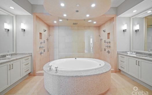 THE WATERCOLOURS 503, SEVEN MILE BEACH