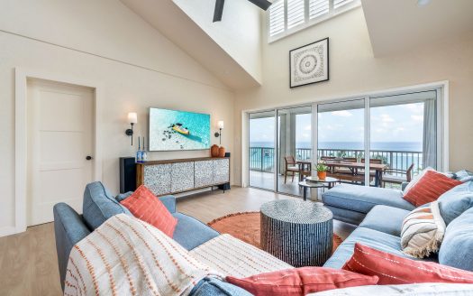 SUPERB VALUE AND VIEWS ON SPOTTS BEACH – 15 CORAL BAY VILLAGE