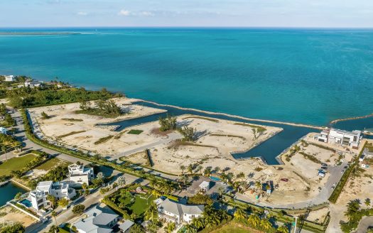 DIAMOND’S EDGE WATERFRONT ESTATE LOT 10