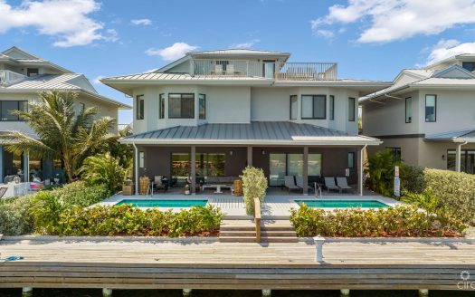 SEAHAVEN PROSPECT WATERFRONT 4 BED DUPLEX