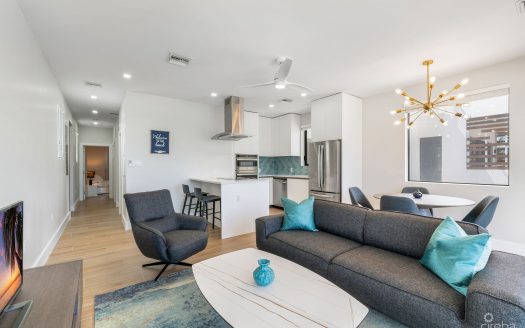 SILVER REEF RESIDENCES UNIT 4