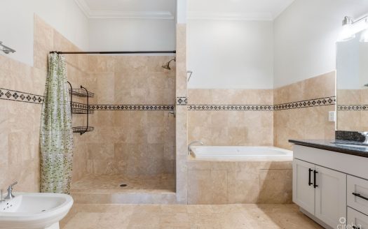 WESTVIEW- GROUND FLOOR OCEANFRONT CONDO