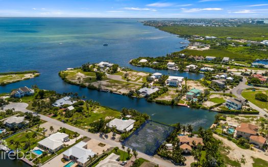 THE SHORES 0.35 ACRES LOT  – APPROVED PLANS &  GEOTECH